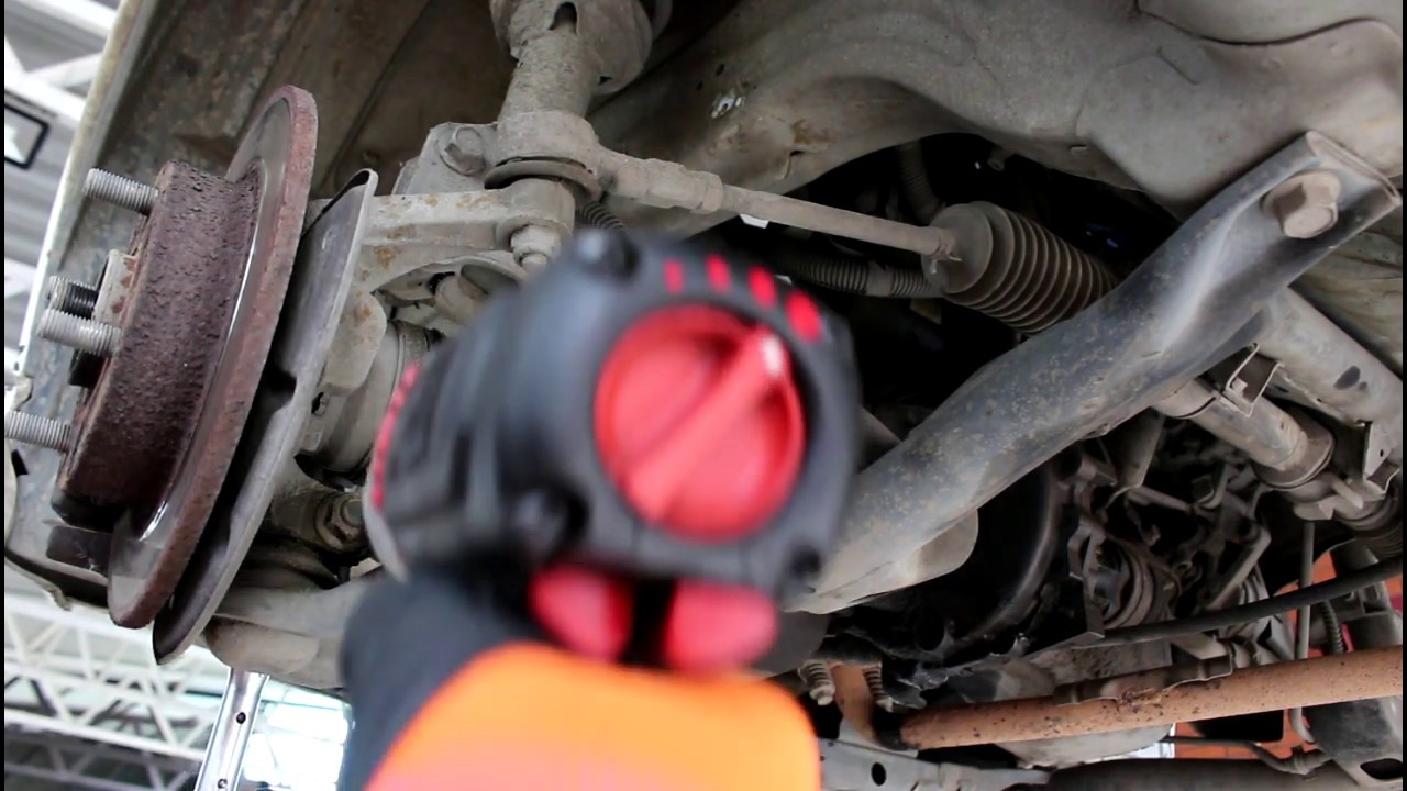 Замена сальника маслонасоса АКПП на Mitsubishi Minica 0,6 Мицубиси Миника 2005 года 1часть