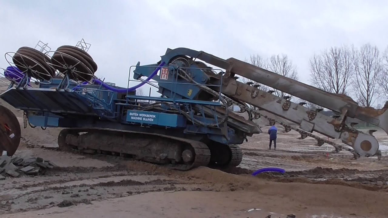 Oostflank Wijchen deel 16 / aanbrengen diepdrainage