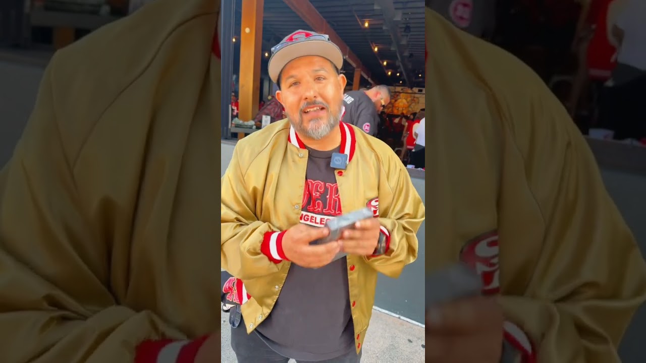 Customer Reacts to Patrick Willis Hall of Fame Trading Card &ndash; 49ers Legend Unveiled!