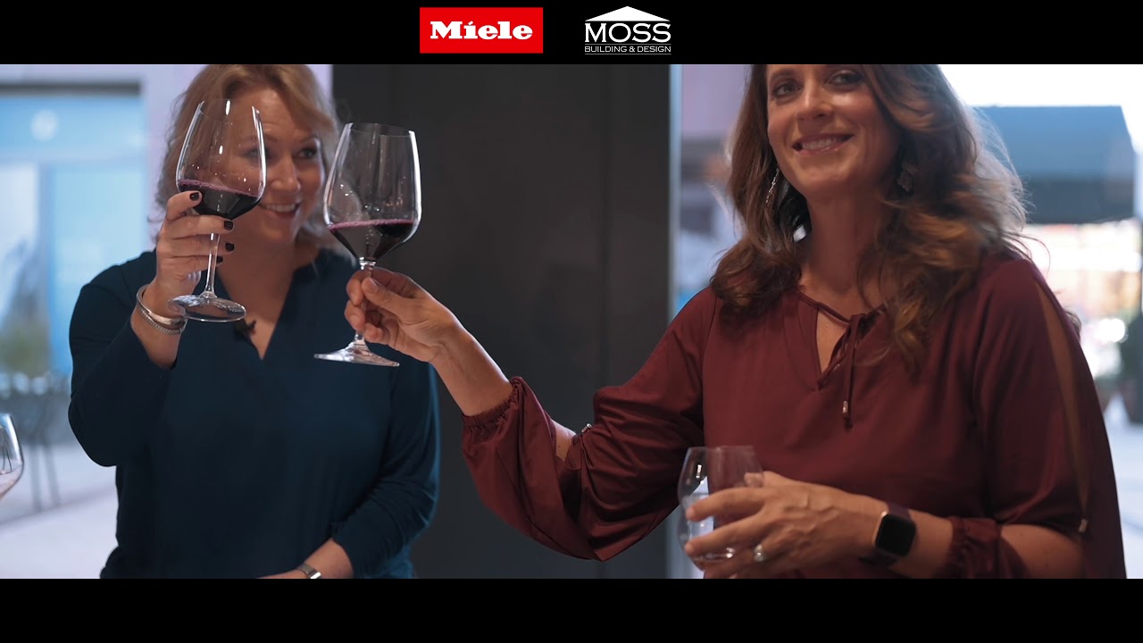 Miele & MOSS - Episode 1: Turkey Dinner