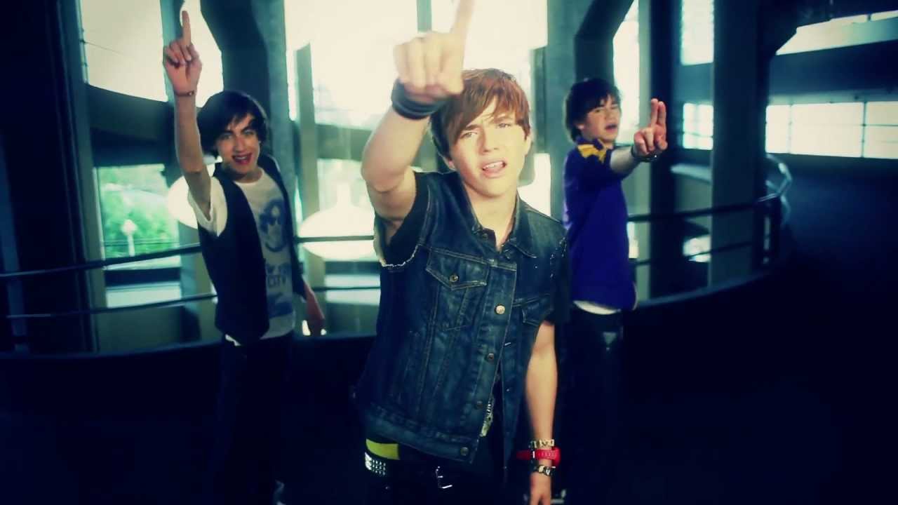 IAN THOMAS - YOU GOT ME DOWN (Official Videoclip) **HD**