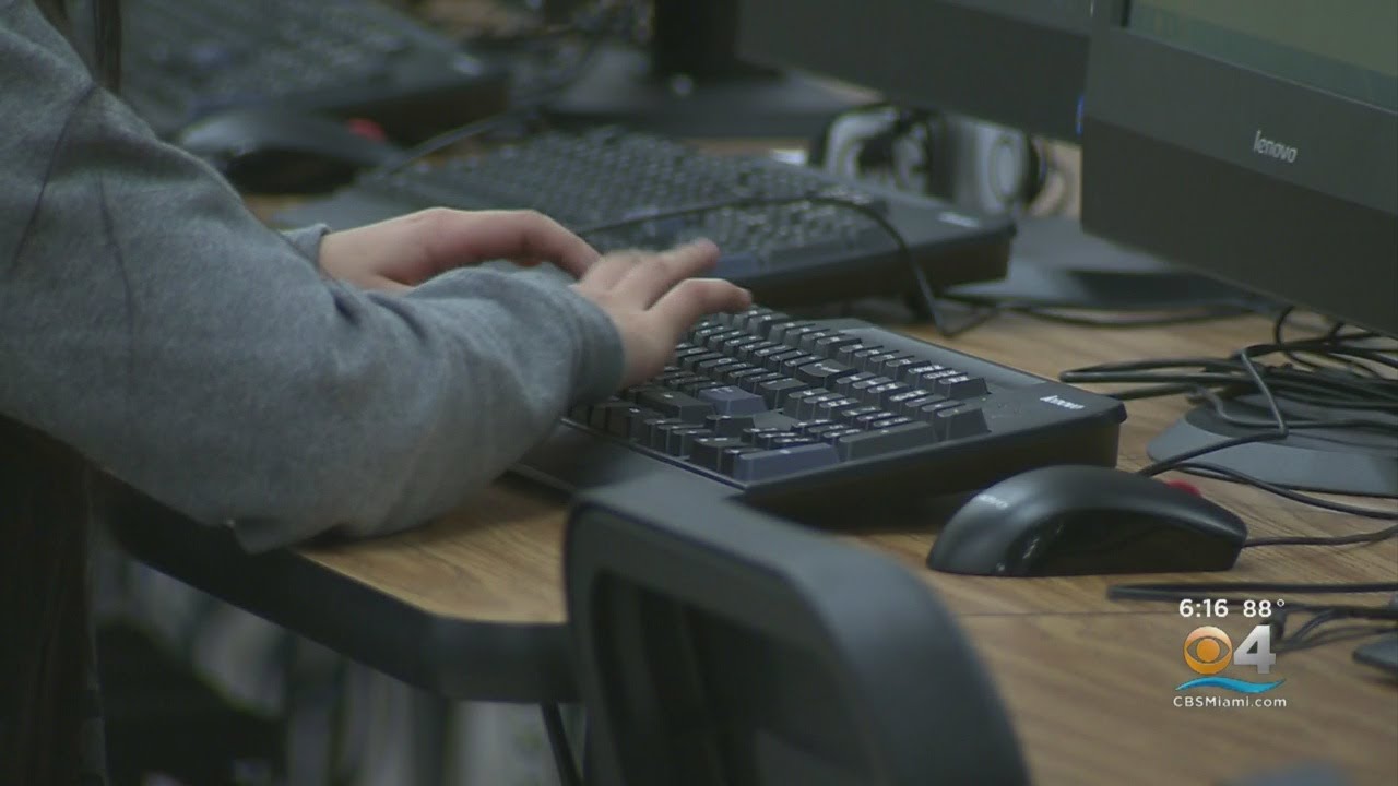 Miami-Dade Schools Rank In Top 10 In U.S.