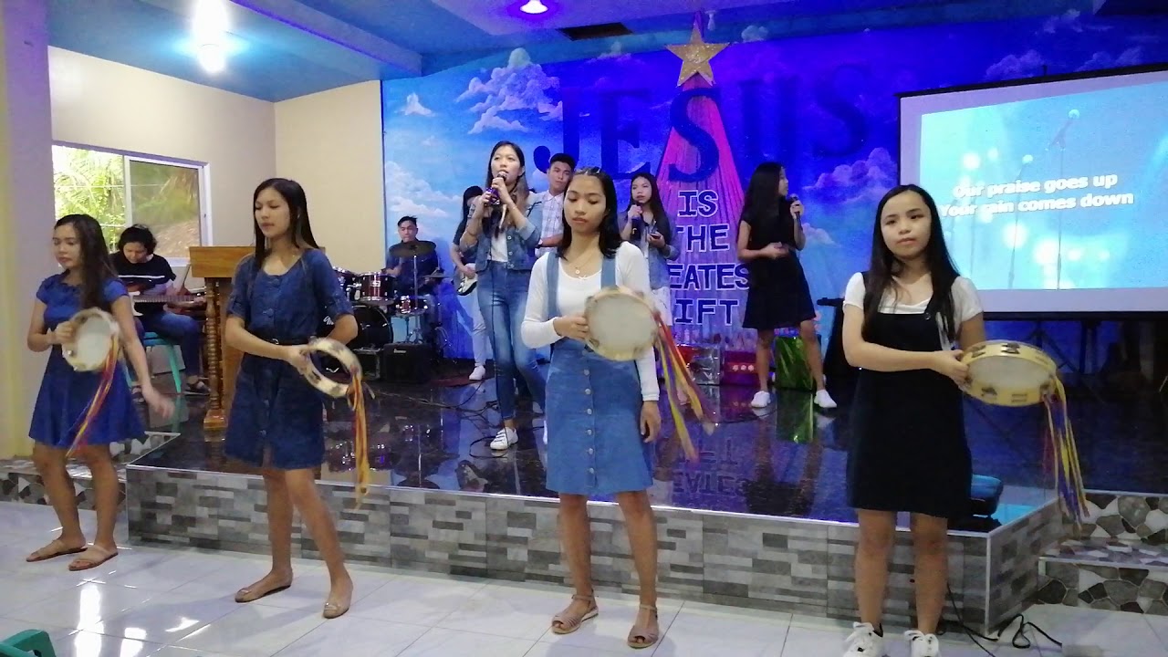 Turn it up [tambourine dance]