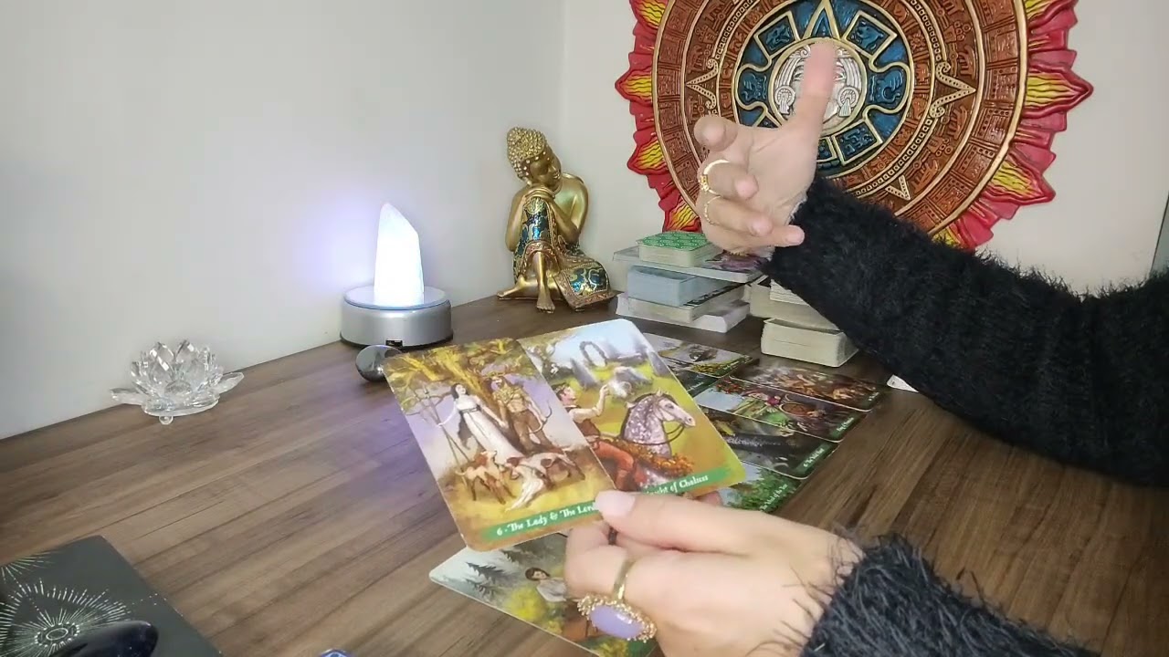 O que SENTE por mim e o que EU SINTO por ele/ela? TAROT AMOR ❤️🔮