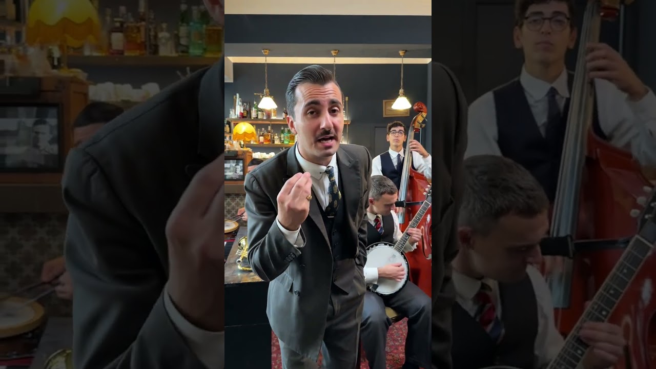 Cosimo and the Hot Coals - Tuò Vuò Fà l'Americano (Renato Carosone Cover)