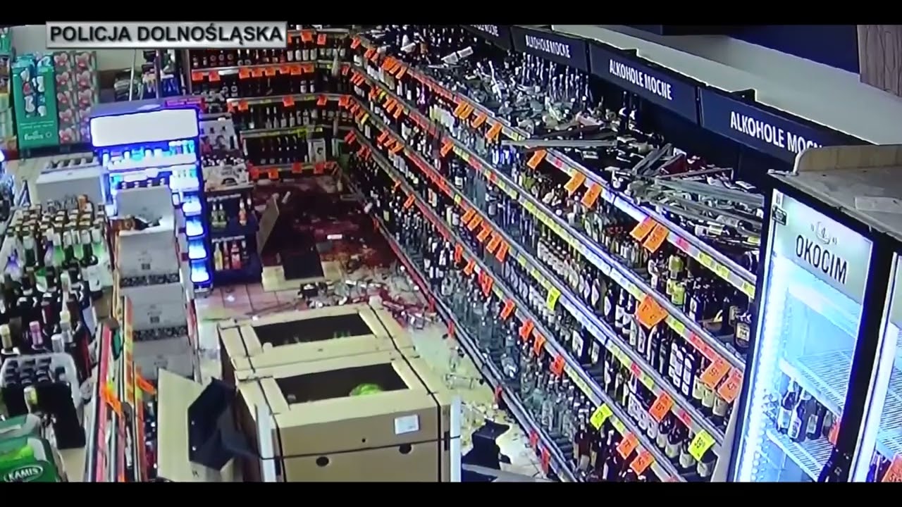 Interwencja policji w głogowskiej Biedronce
