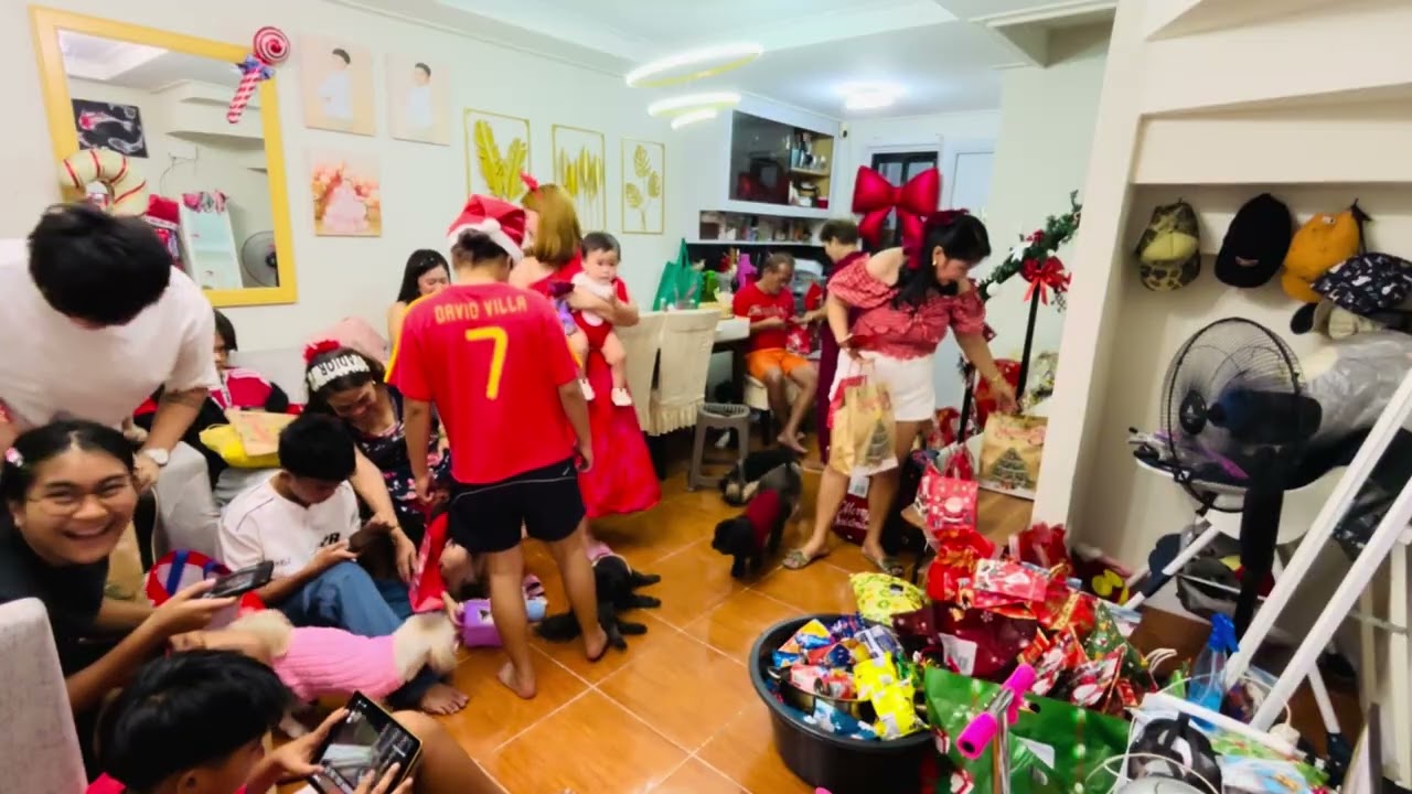 Part 2 Merry Christmas 2025 | Gift Giving | Family Christmas | Christmas games