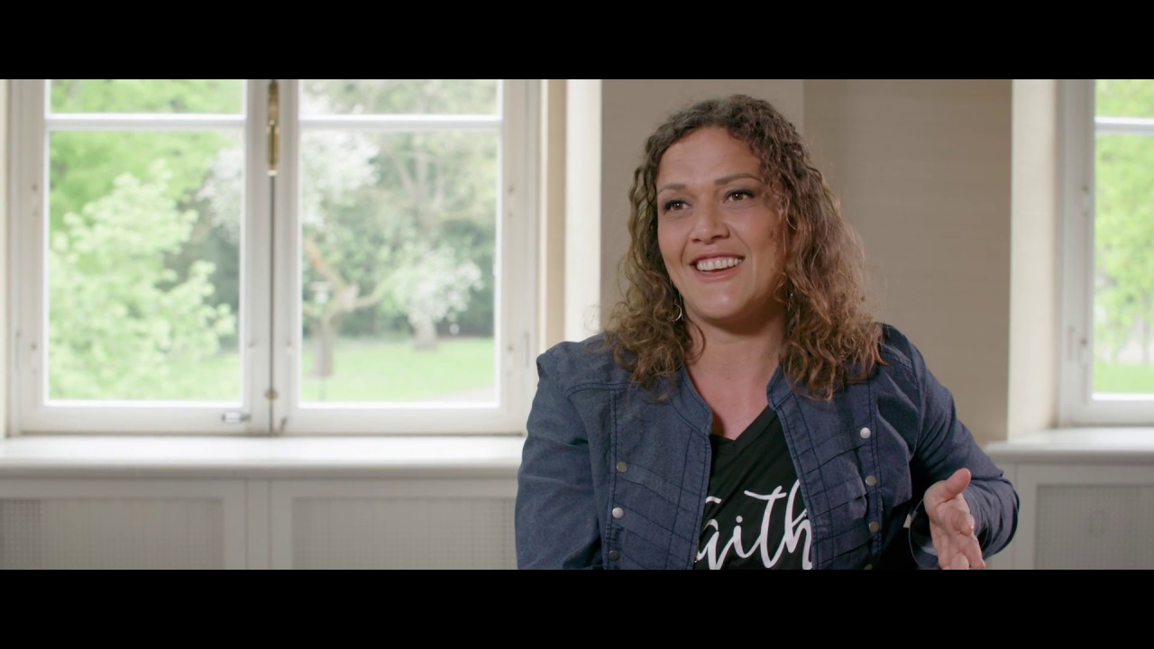 Ervaringsdeskundige counselor Melanie over werken bij Yes We Can Clinics, onderdeel van de YWCHG