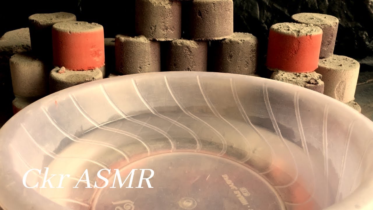 ASMR : soft colour crumbles in water 💦 Holi special | CkrASMR