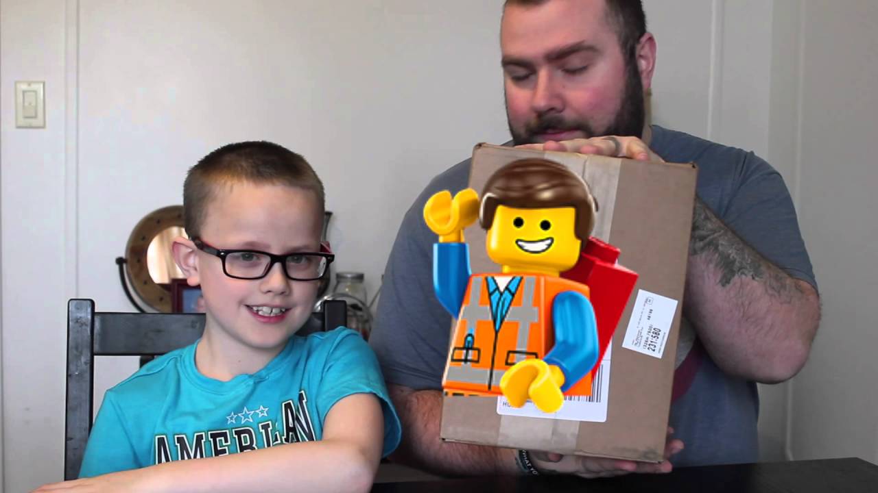 Inky & Blinky's LEGO Delivery