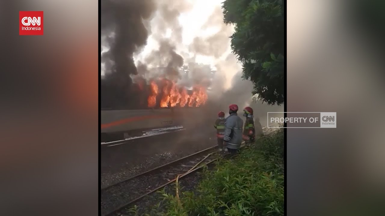 Polisi Tangkap Pelaku Pembakaran Gerbong Kereta di Stasiun Tugu