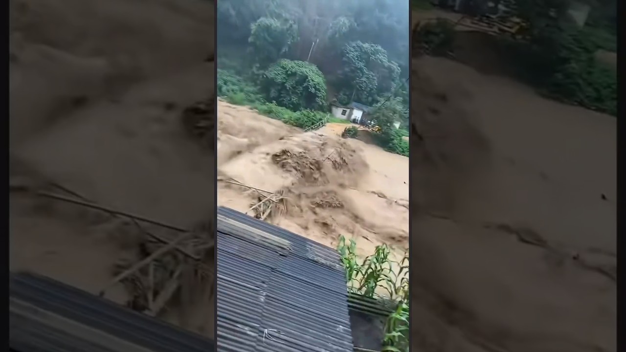 The Most Extreme Floods Ever Recorded #shorts #floods #disaster #flooding
