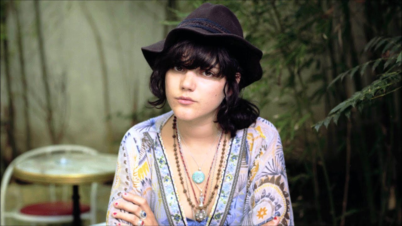 SoKo - Worry For Me