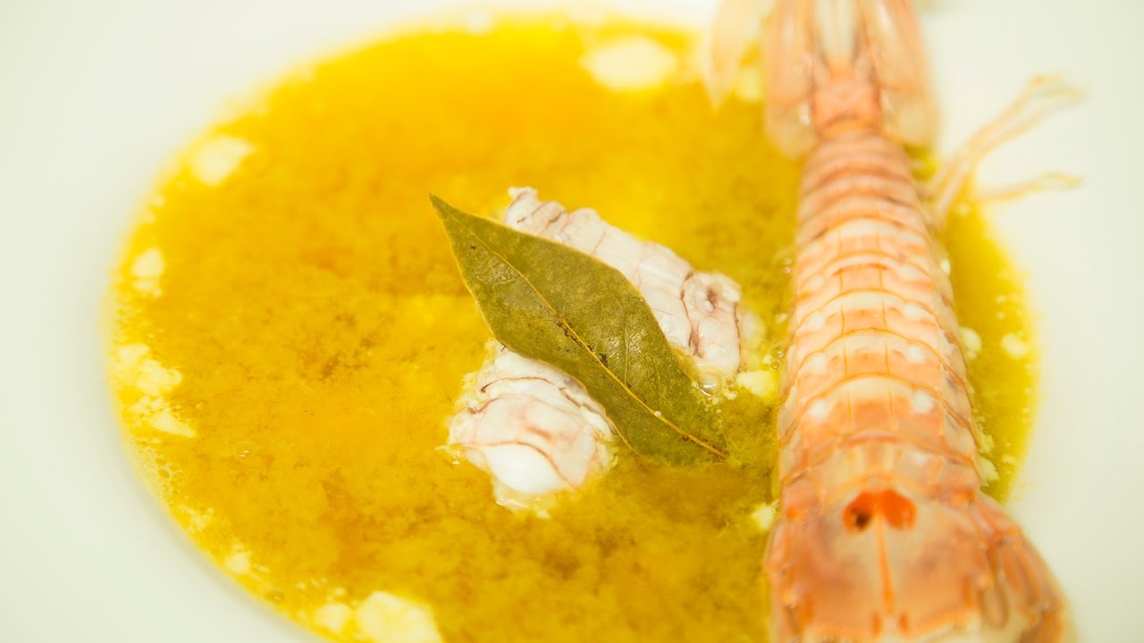 Sopa  casera de galeras. Receta de cocina.🍊🍋