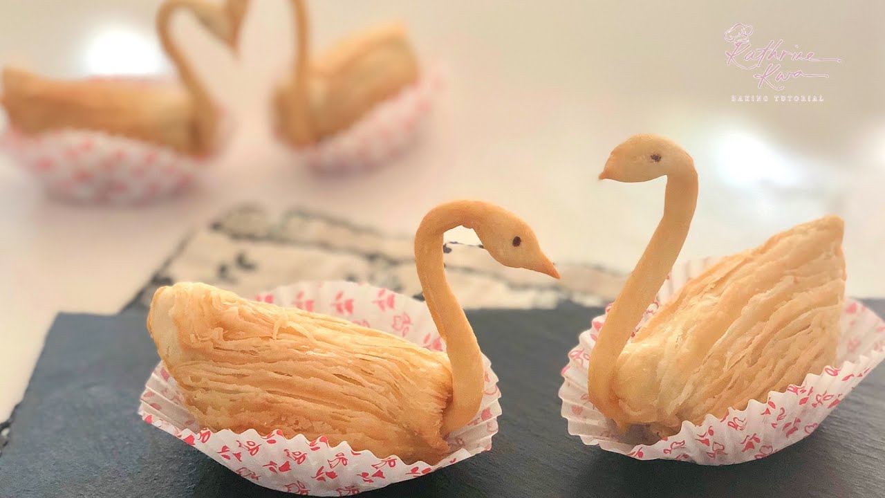 Swan Thousand Layered Pastry 天鹅千层酥