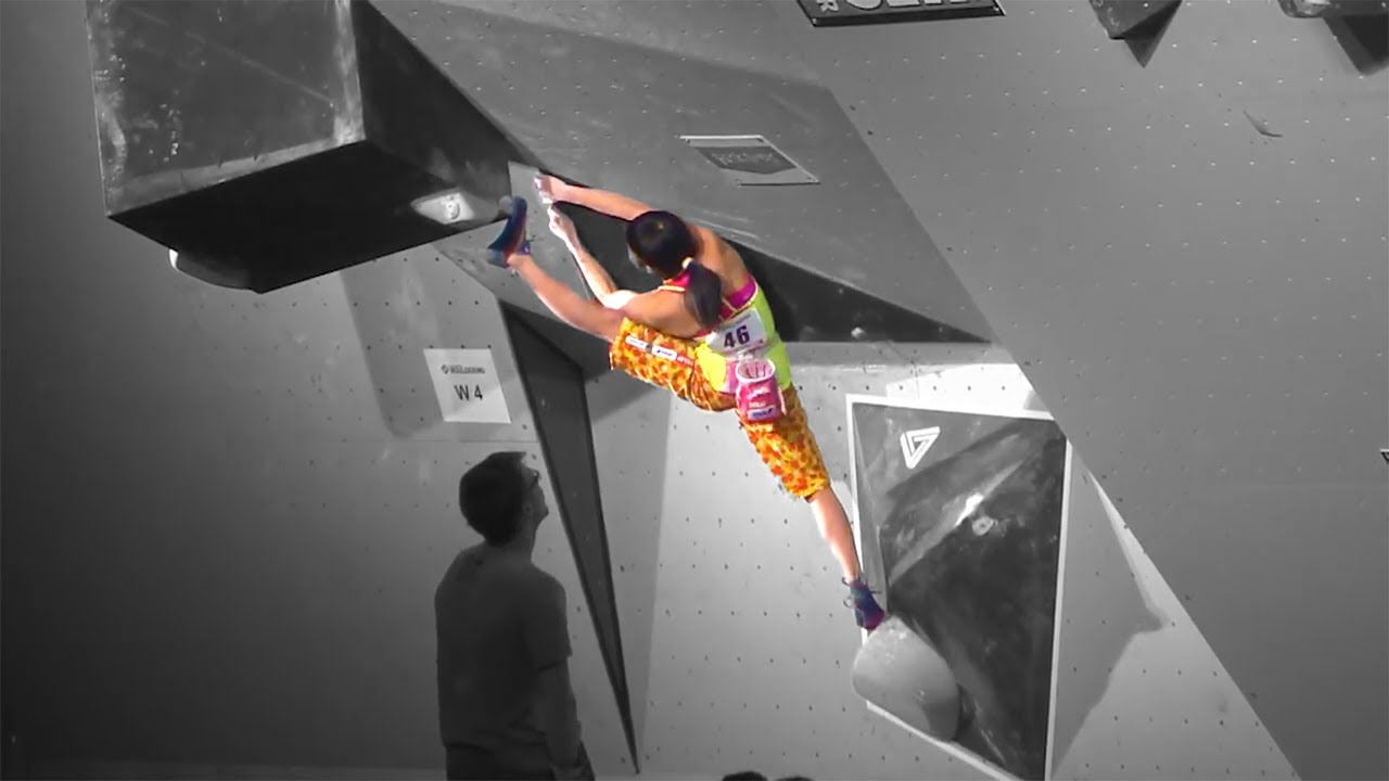 Ashima's Overhead Split! | Beta Break Ep.11