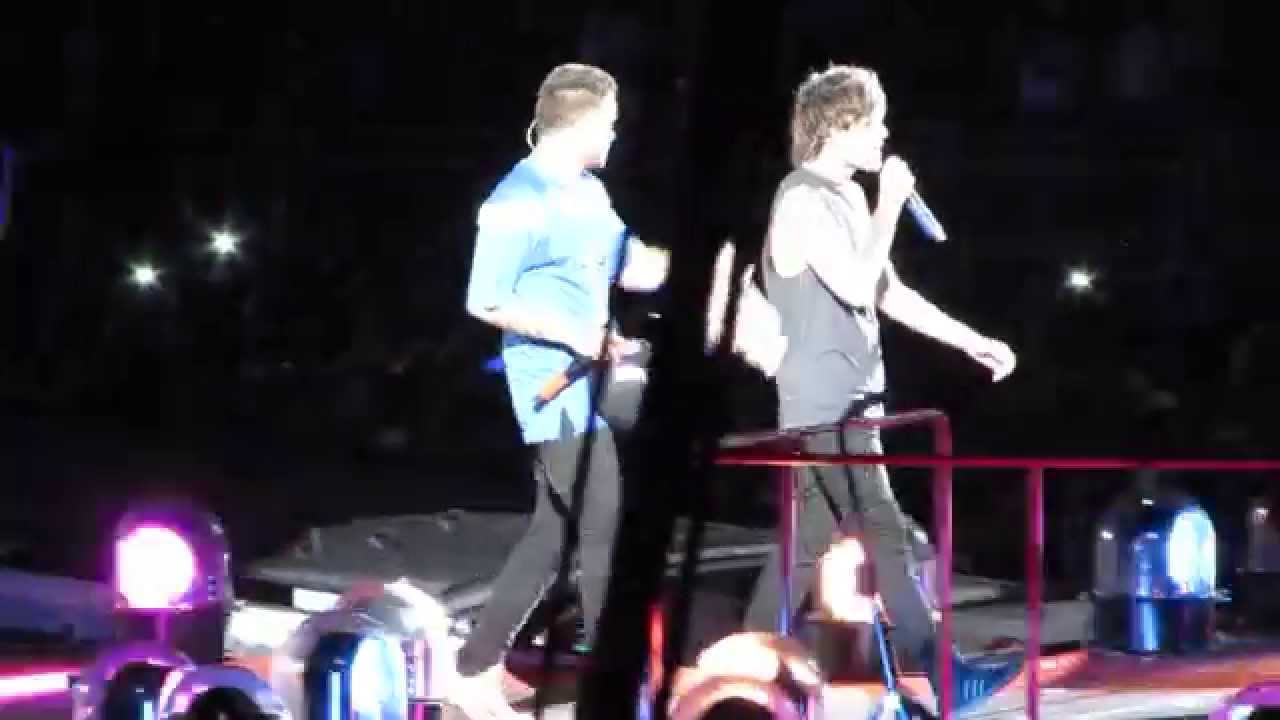 One Direction 1D-Alive Live Rose Bowl 9/13/14 WWA HD