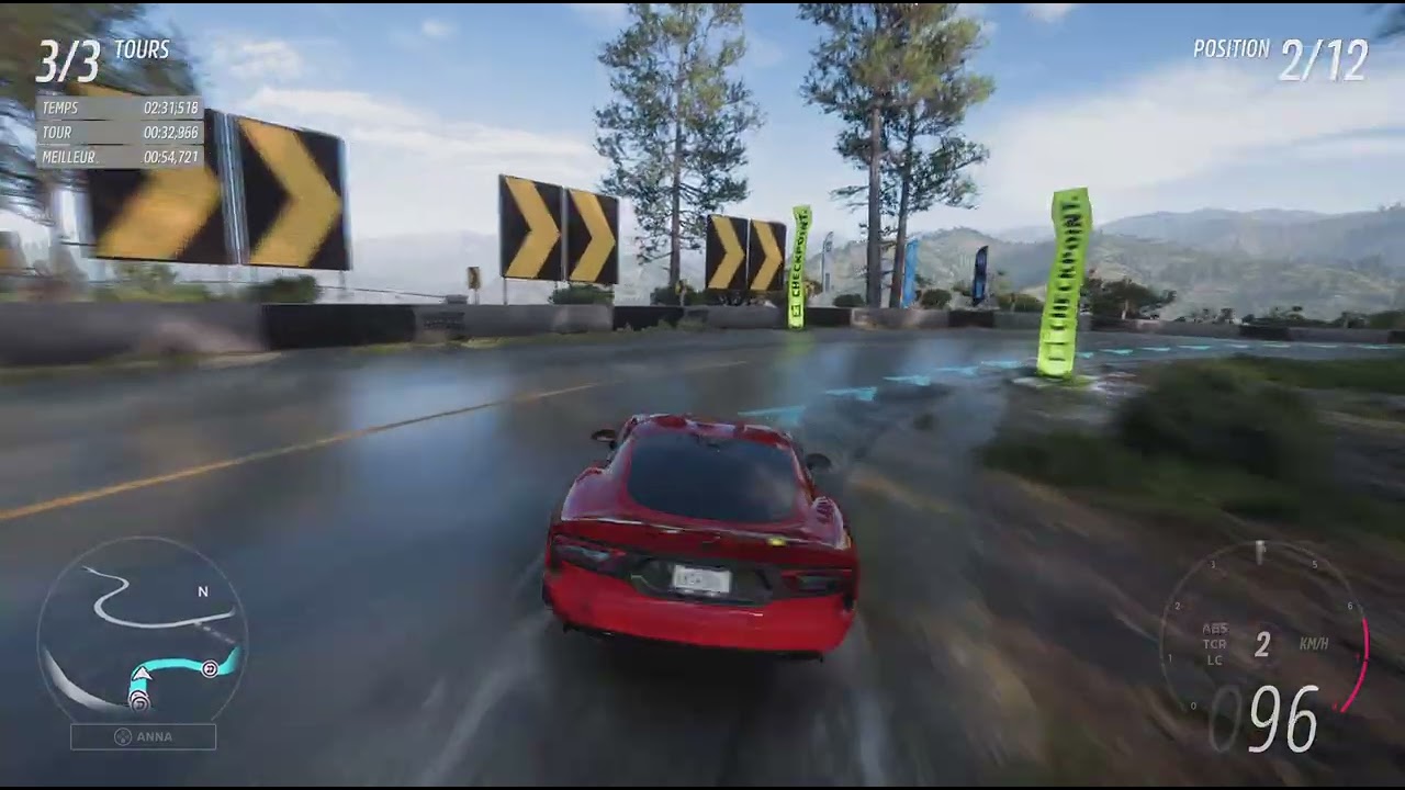 je joux a forza 5 mais je suis pas tres bon