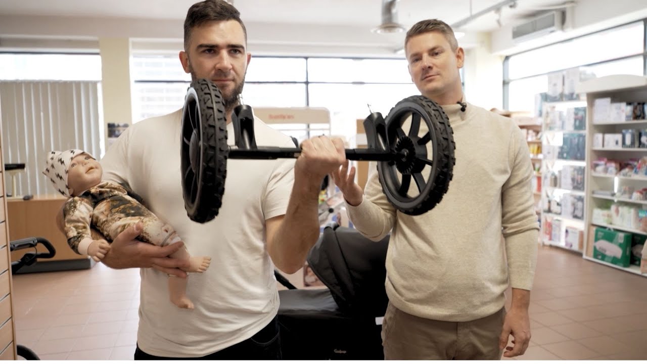 "Õhtu!" - Jüri ja Robert kinkisid Piretile beebivankri