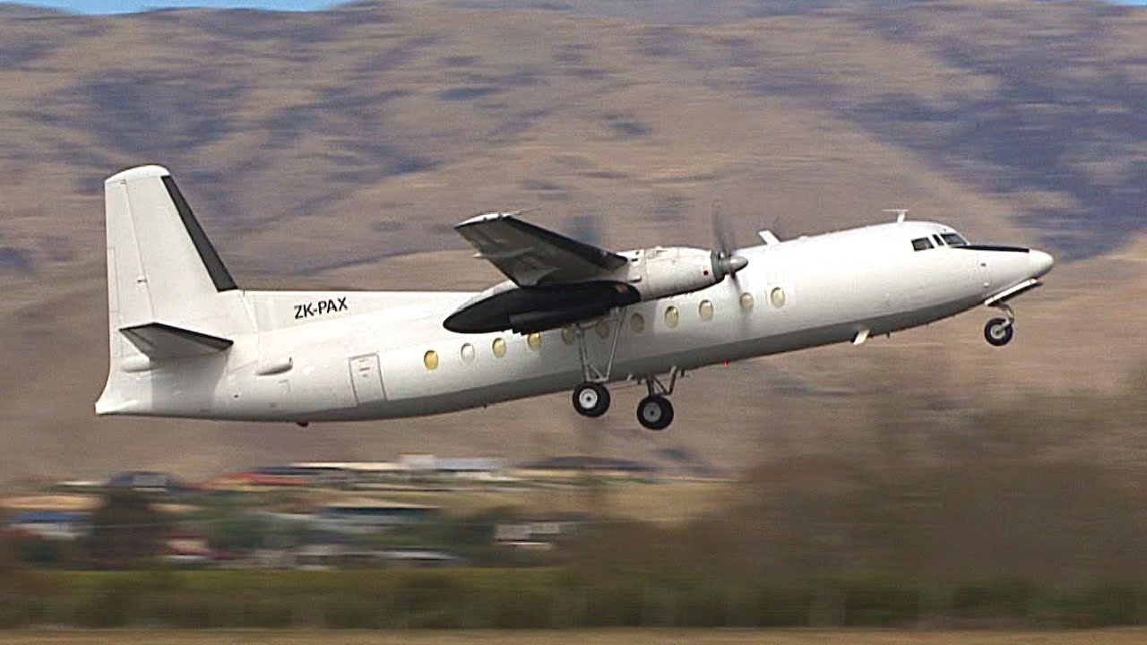 Fokker F27-500 Friendship Taxi and Takeoff