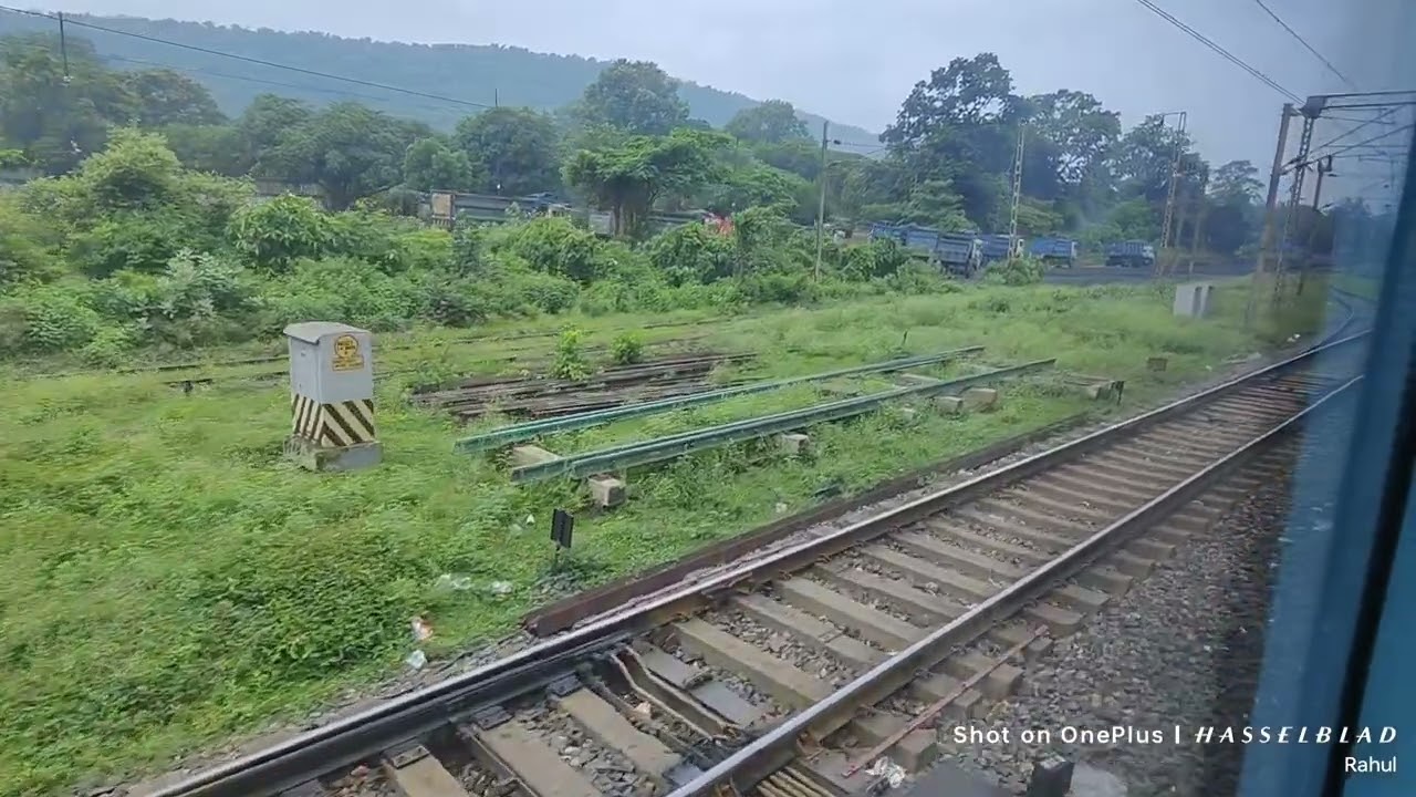 Skipping Chandil Junction at a slow pace onboard Bhubaneswar Rajdhani Express.