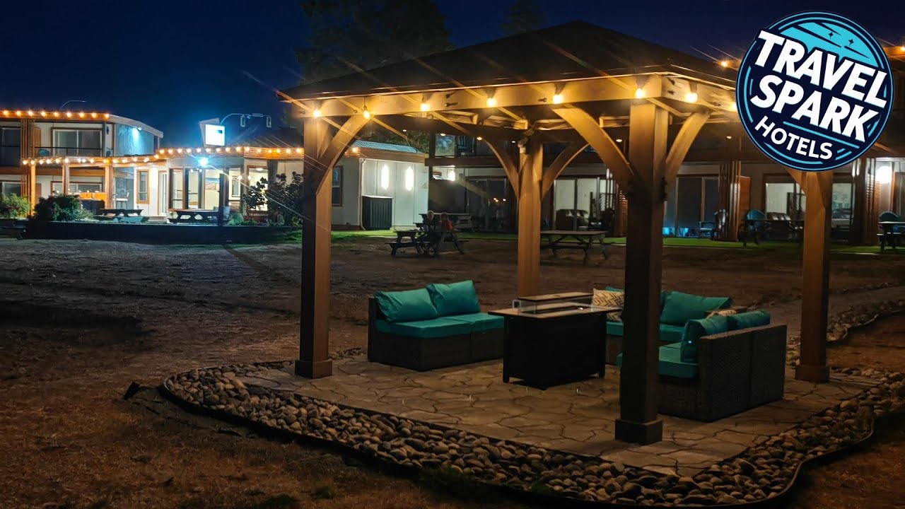 Sea Edge Beachside Hotel | Parksville (BC), Canada | Hotel Review ⭐