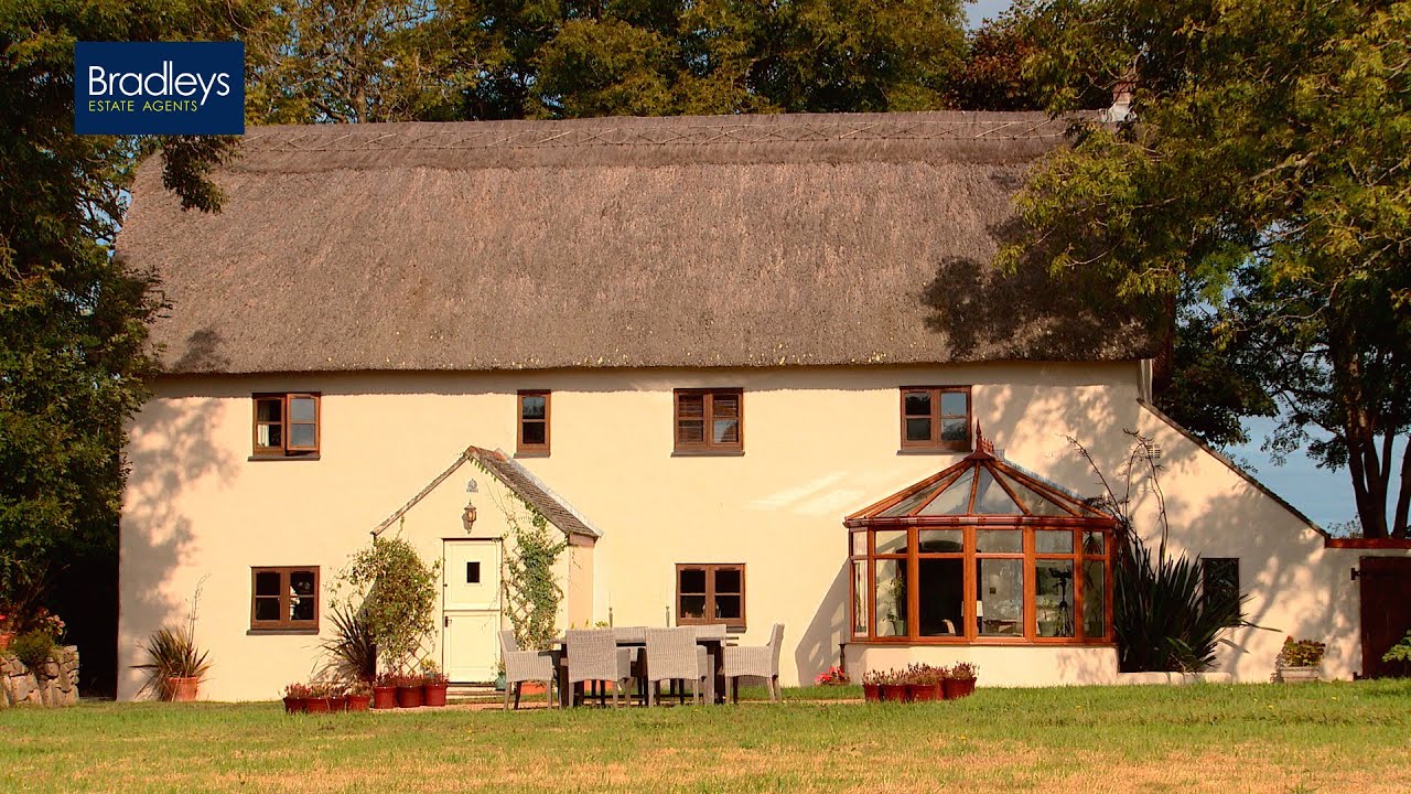 Property For Sale St Erth, near St Ives, Cornwall - Bradleys Estate Agents