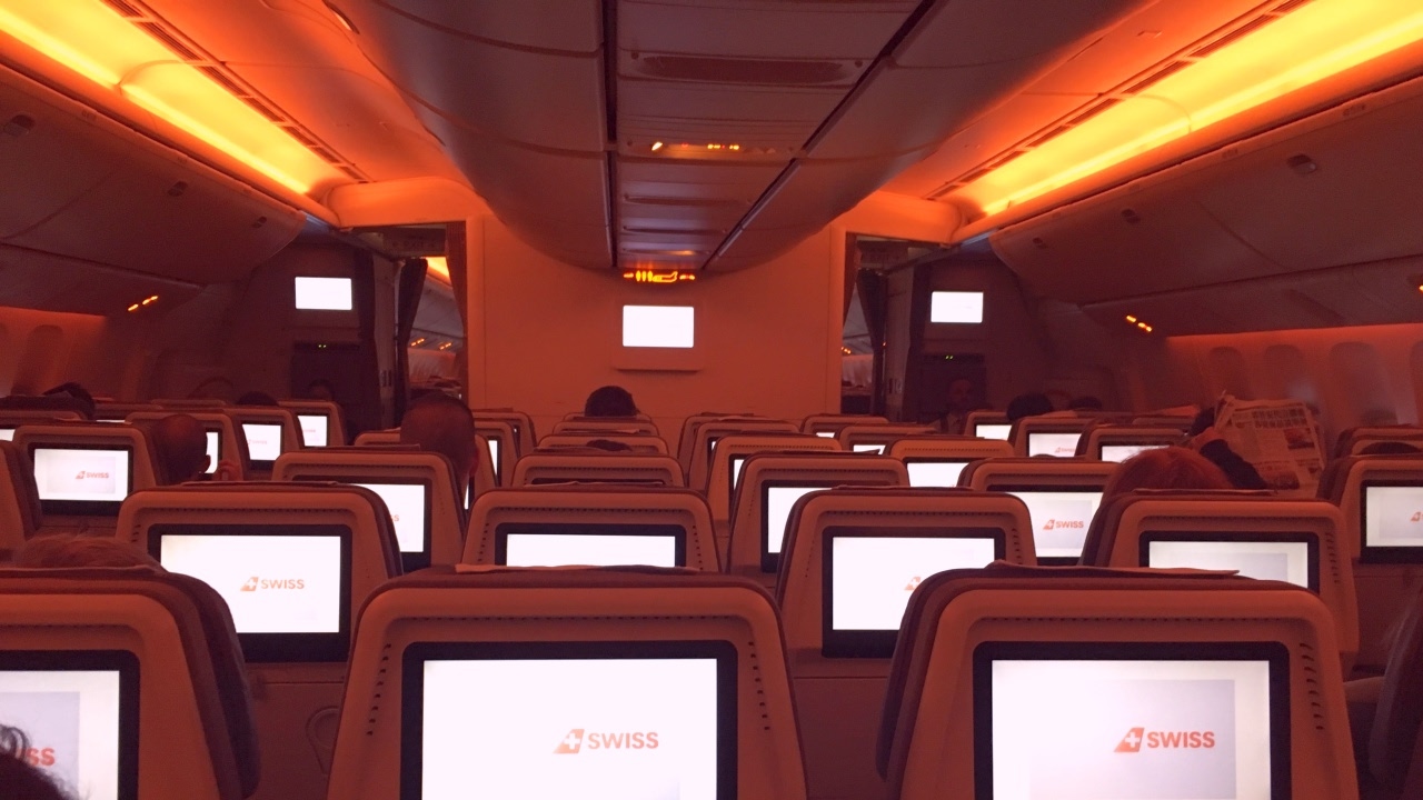 Empty Swiss Boeing 777-300ER Zurich - Hong Kong (HB-JNB)