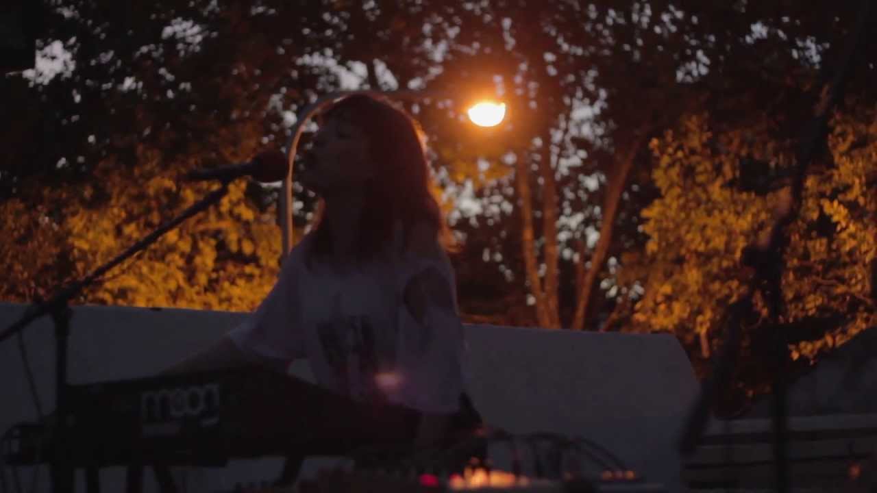 Mueran Humanos en la terraza - El Círculo