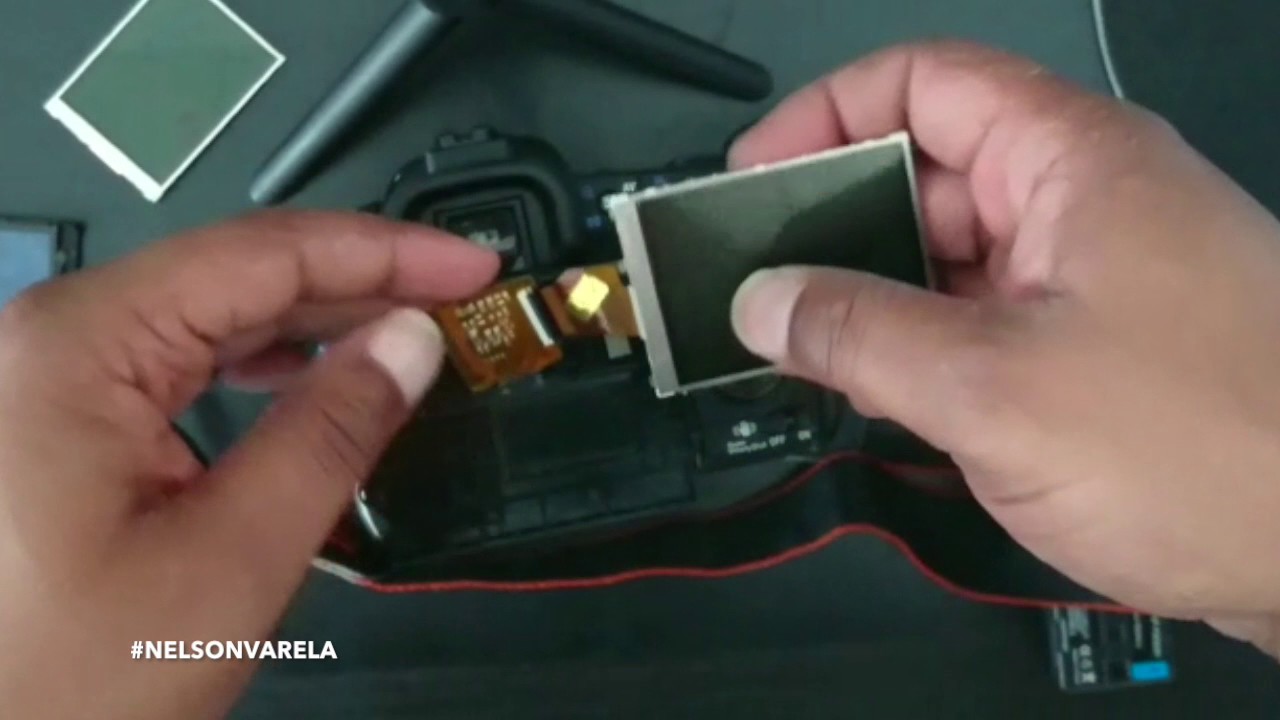 DIY: Replace SONY A300 lcd display