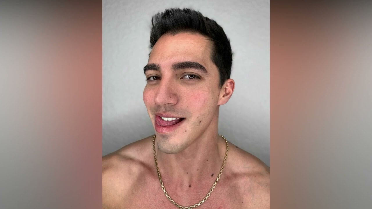 Biografía y Fotos de Rodrigo Romeh 2021