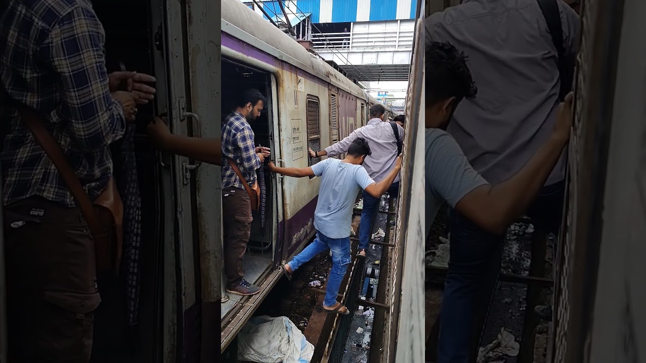 The Tejas एक्सप्रेस/ Speed Review of tejas express train 🚂 #train #indianrailways #indianrail #irctc