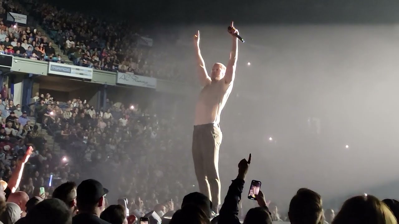 Imagine Dragons Saskatoon 2/2      This one BooBoos :) :)