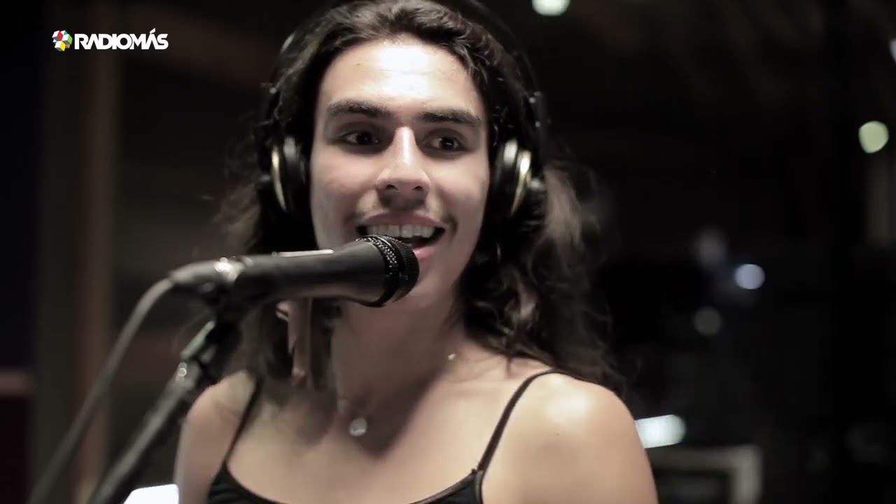 César y su Jardín - Son de la Morena, Sirena con cara de pez, A Todo lo Sagrado