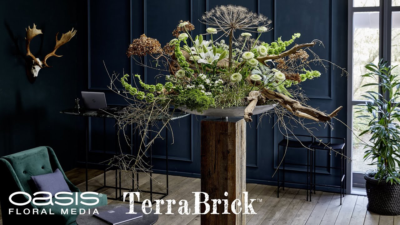 Forest Pedestal design using OASIS&reg; TerraBrick&reg; Floral Media