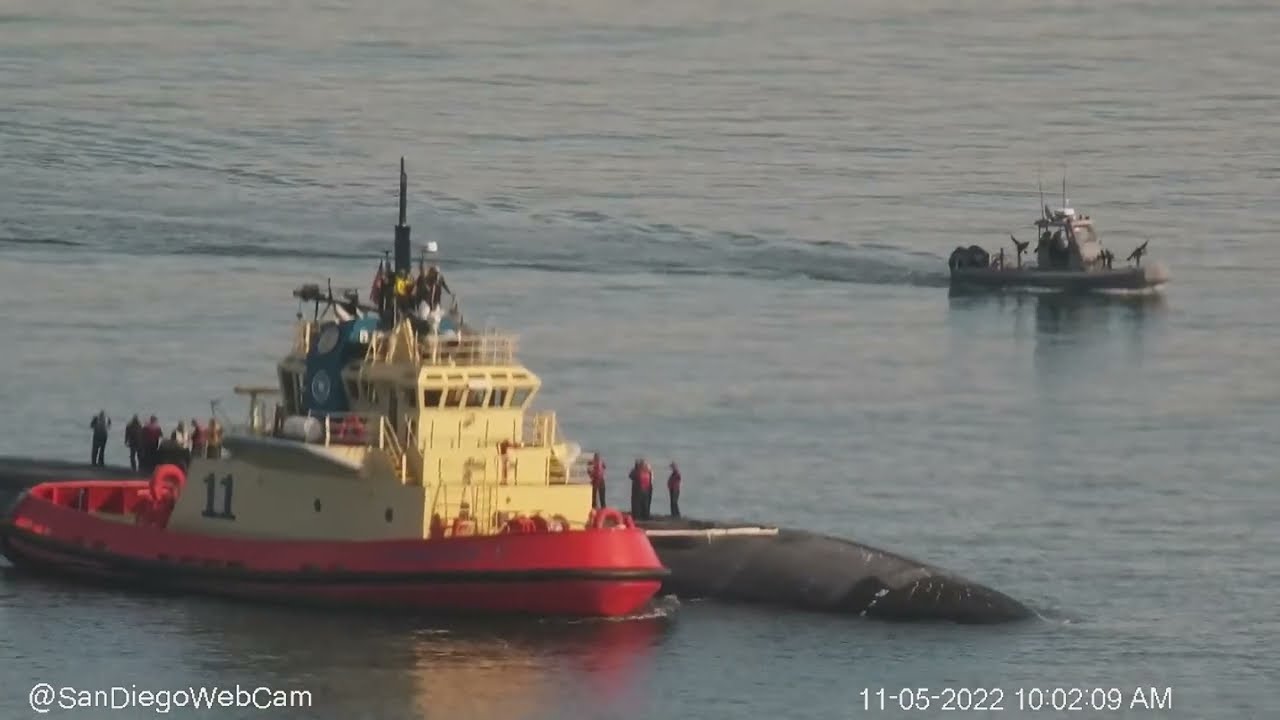 Submarine USS Santa Fe (SSN 763) departing San Diego, CA