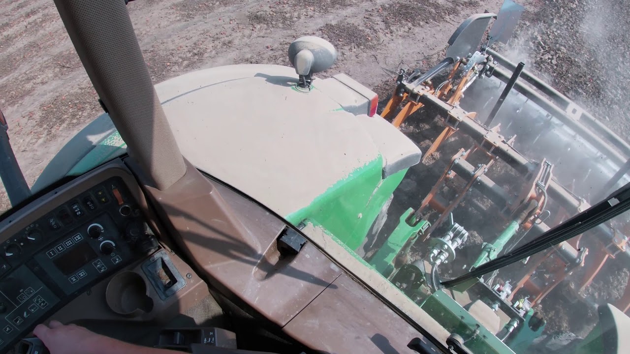 Cab View | John Deere 8530 & ripuntatore Spider