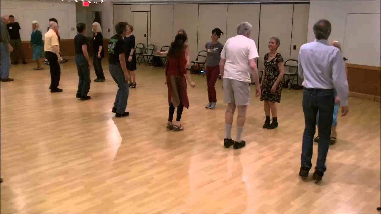 'Dover Pier' - English Country Dance with music by Hoggetowne Fancy