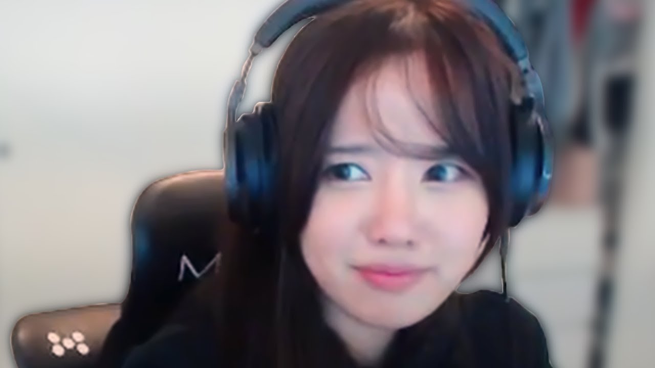 sounds like aceu looks like keshi but no b words