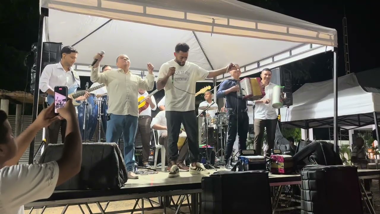 CÓMO TE METAS CONMIGO- Eduar Morelo y Miguel Borja - En la Finca Metuita Tierralta - Video en vivo.