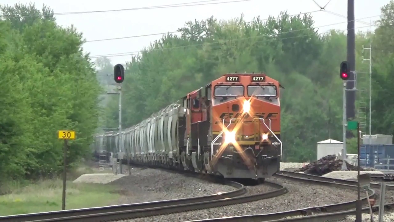 East & West BNSF trains at Barstow, IL May 12, 2018