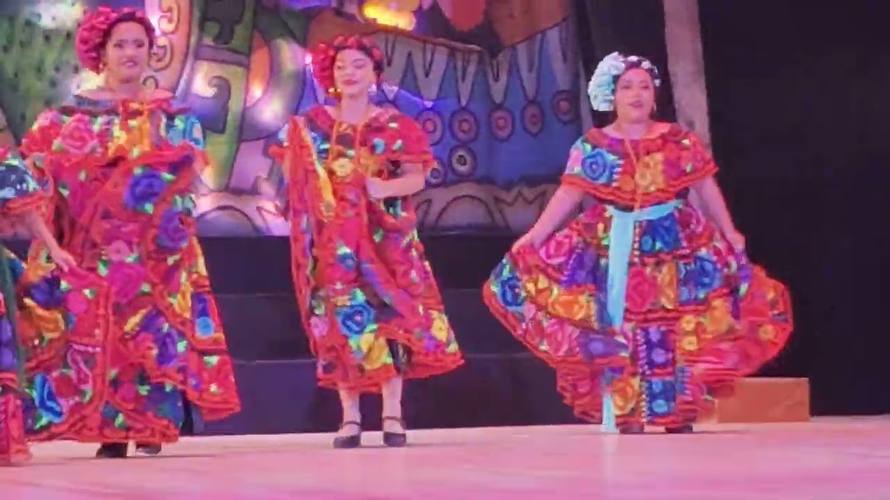 Chiapas - compañía folklórica viva la danza 