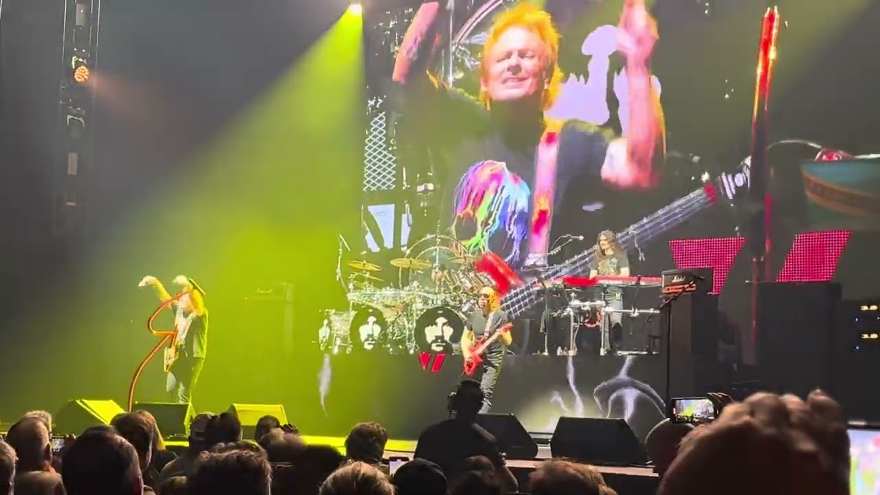 Sammy Hagar EVH Tour (ft. Joe Satriani) “Ain’t Talkin’ ‘bout Love” 2024-8-19 The Kia Forum
