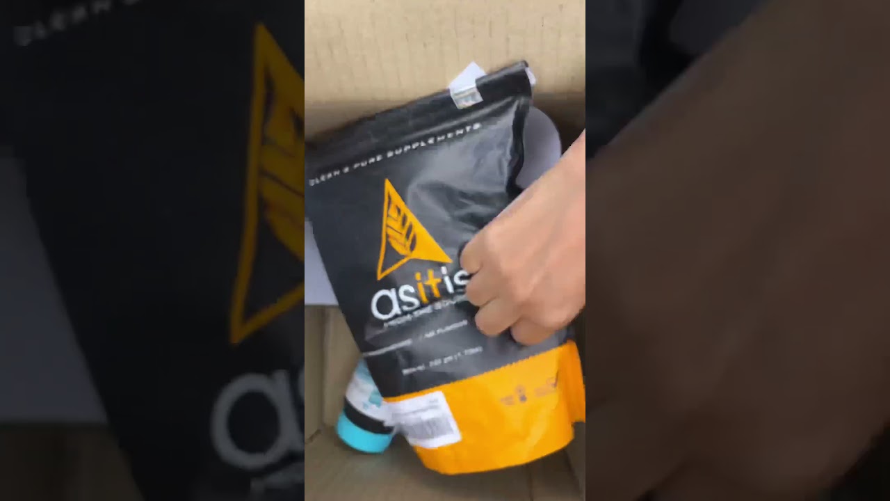 UNBOXING PROTEIN POWDER AND MULTIVITAMIN TABLETS FROM AMAZON #asmr #unboxing #asmrsounds #shorts