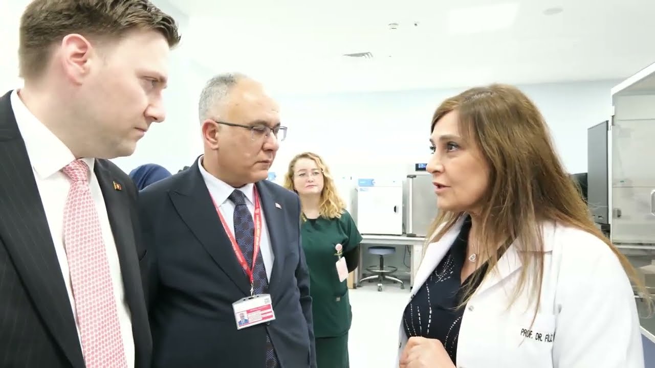 Министр здравоохранения Черногории Воислав Шимун и сопровождающая его медицинская делегация посет...