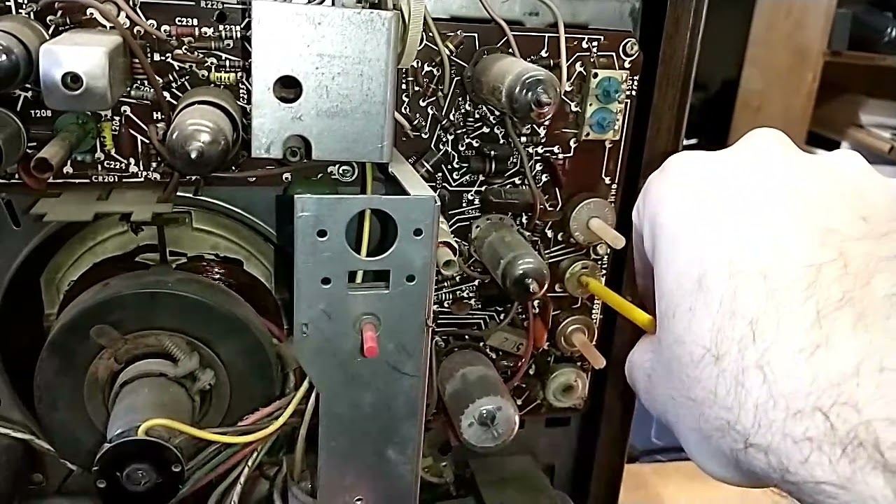 Repair of a 1965 RCA af-141w 19