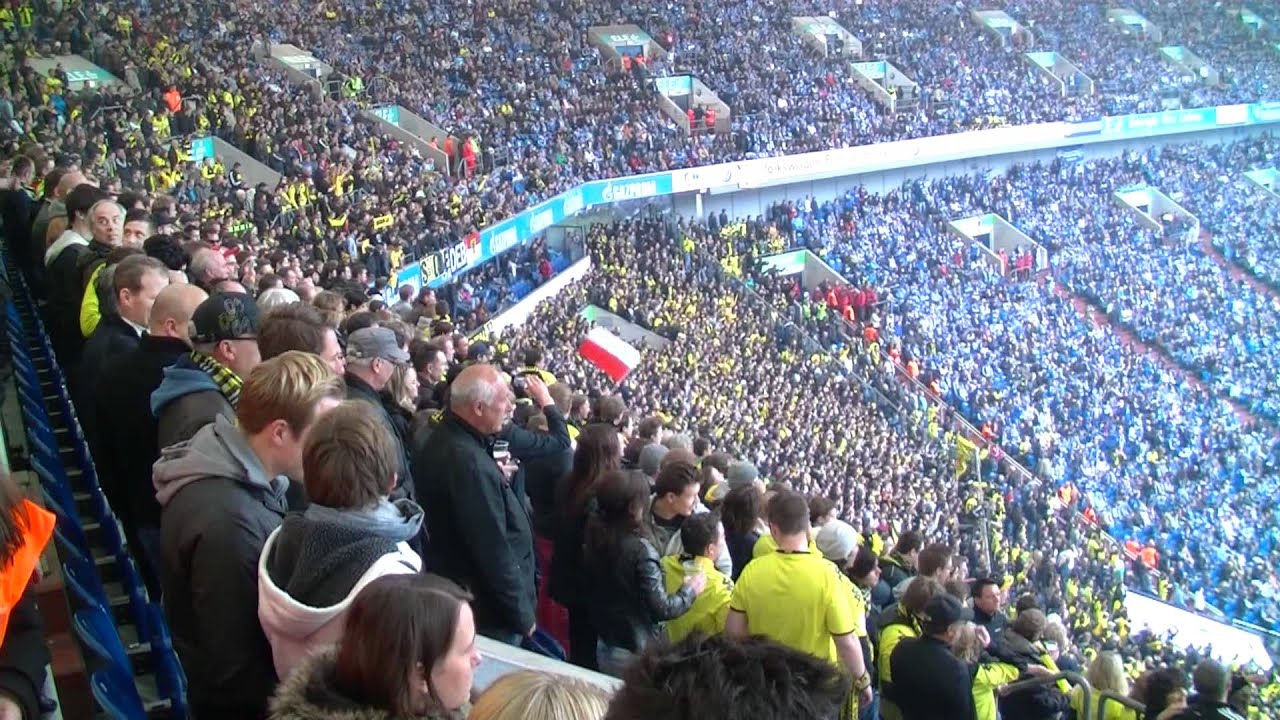 Stimmung Turnhalle Gästeblock: GE vs. BVB 1:2 (Borussia Dortmund Revierderby Derbysieger 2012)