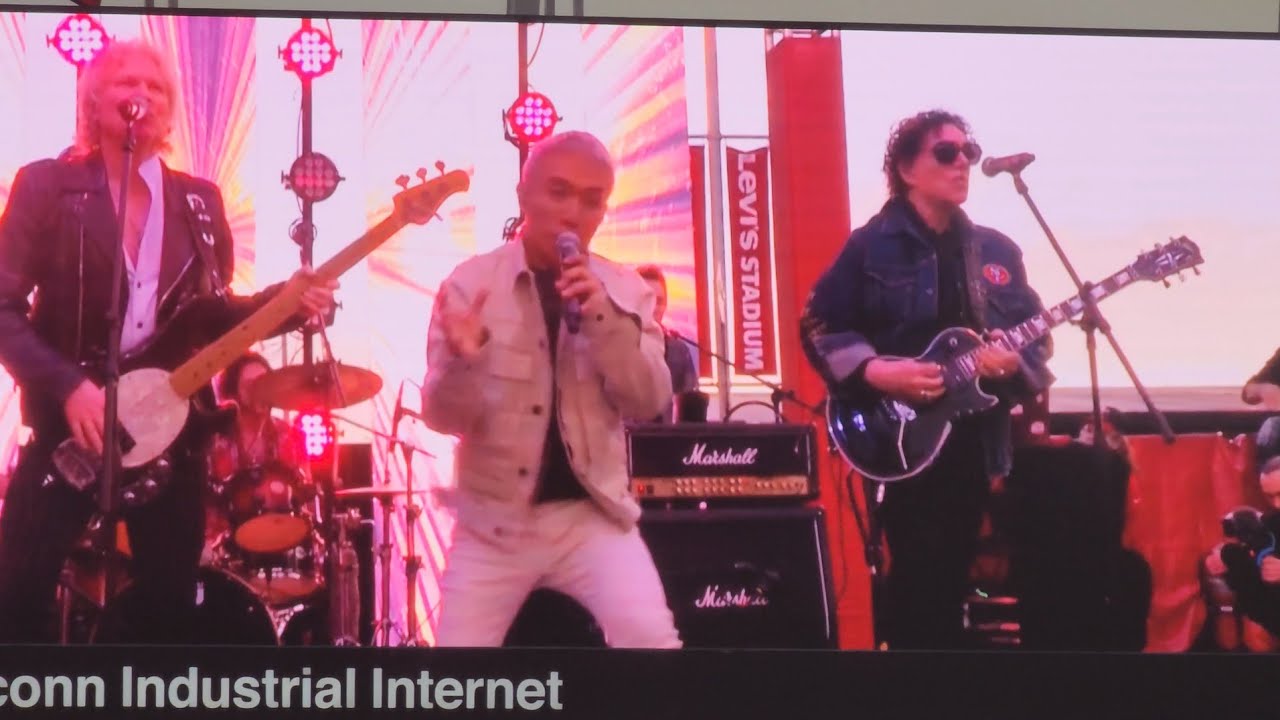 Journey - don't stop believing 49ers halftime show NFC championship game