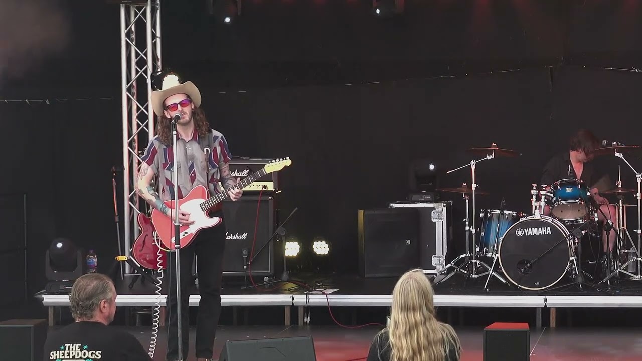 Ashley Sherlock Band play 