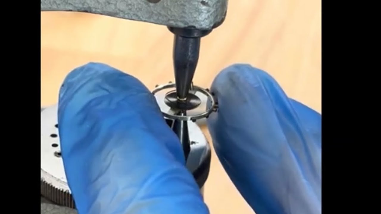 Service and balance staff repair Lemania calibre 15CHT.